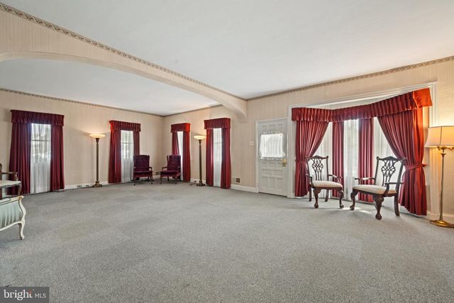 643 MAIN ST, Leesburg, NJ 08327