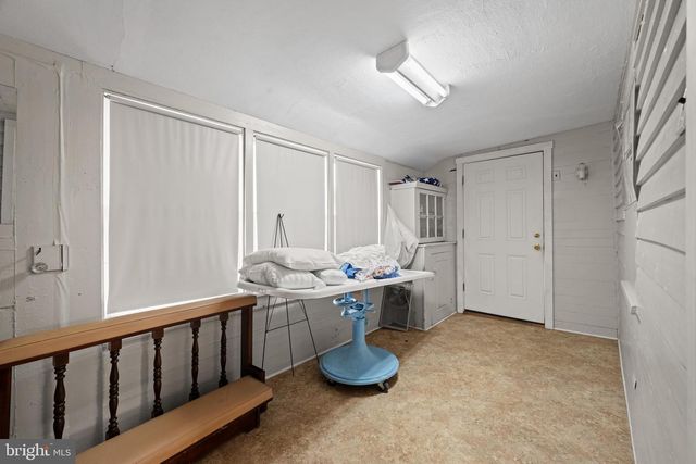 643 MAIN ST, Leesburg, NJ 08327