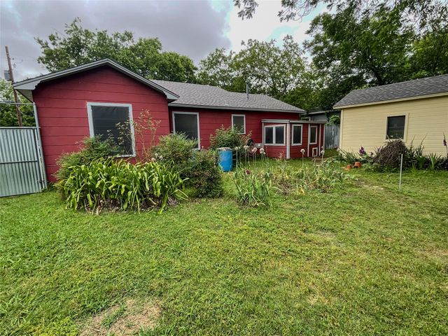 1320 Anna Street, Denton, TX 76201
