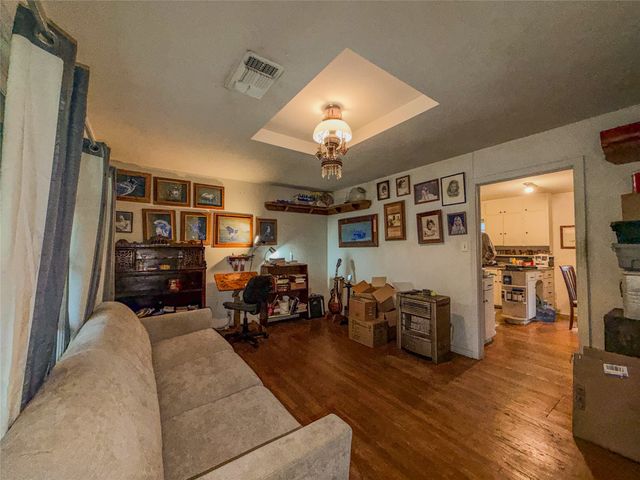 1320 Anna Street, Denton, TX 76201