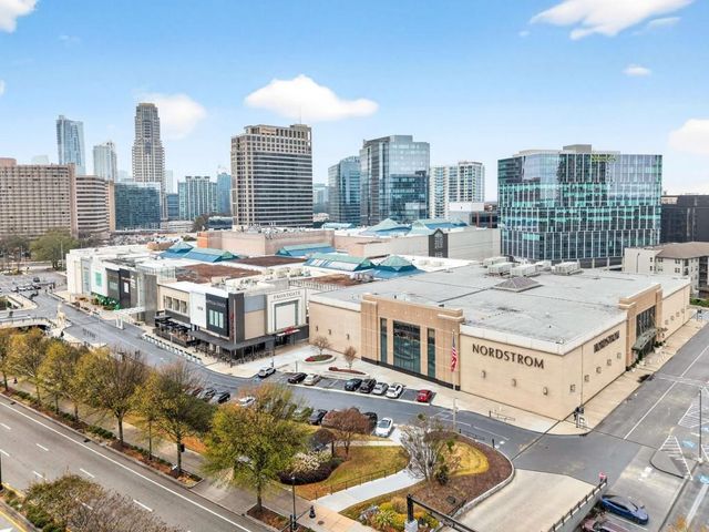 3668 Kingsboro NE Road 7, Atlanta, GA 30319