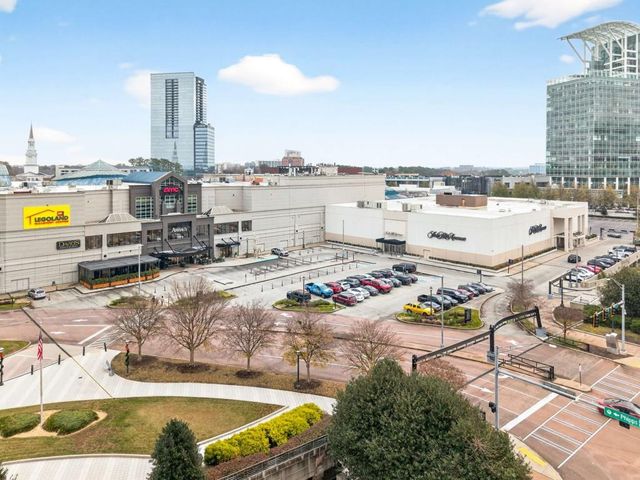 3668 Kingsboro NE Road 7, Atlanta, GA 30319