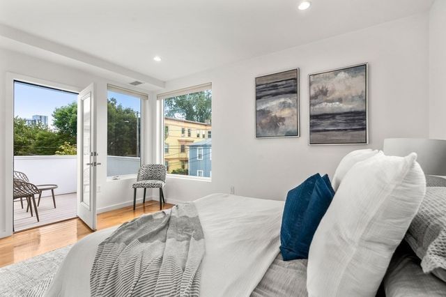 161 Auburn St 161, Cambridge, MA 02139