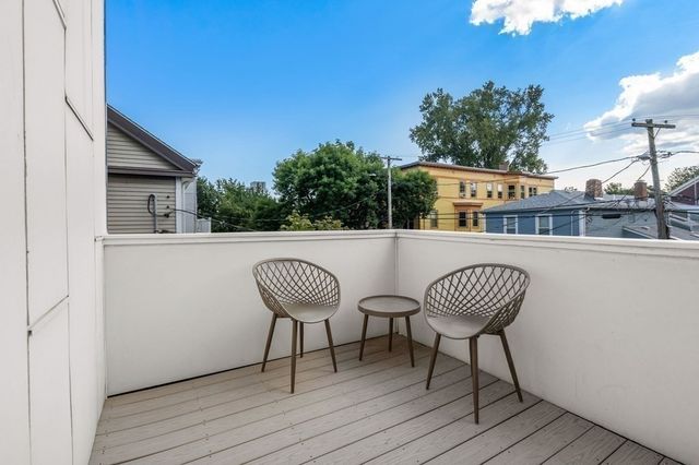 161 Auburn St 161, Cambridge, MA 02139