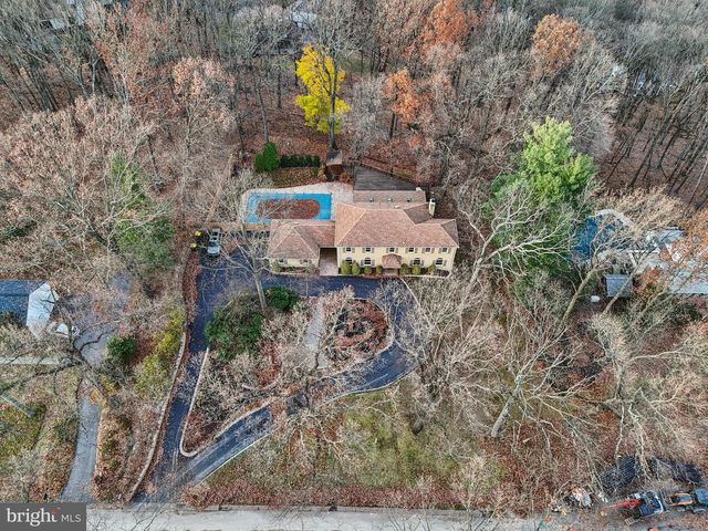 400 HIGHVIEW DR, Wayne, PA 19087