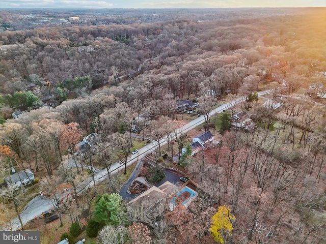 400 HIGHVIEW DR, Wayne, PA 19087