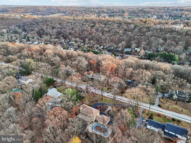 400 HIGHVIEW DR, Wayne, PA 19087