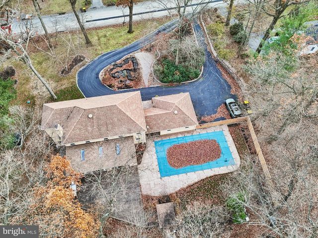 400 HIGHVIEW DR, Wayne, PA 19087