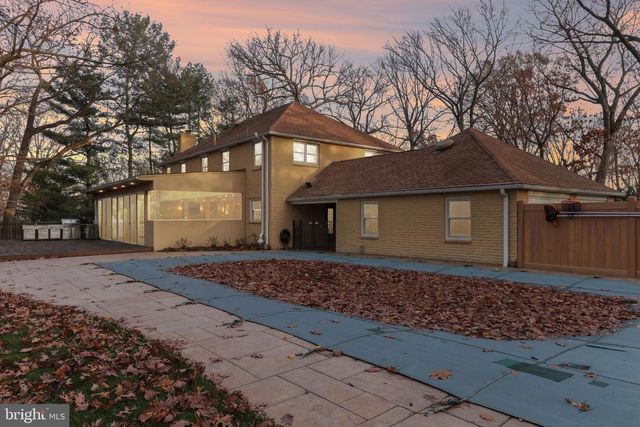 400 HIGHVIEW DR, Wayne, PA 19087