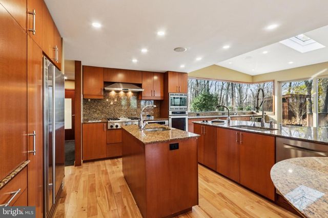 400 HIGHVIEW DR, Wayne, PA 19087