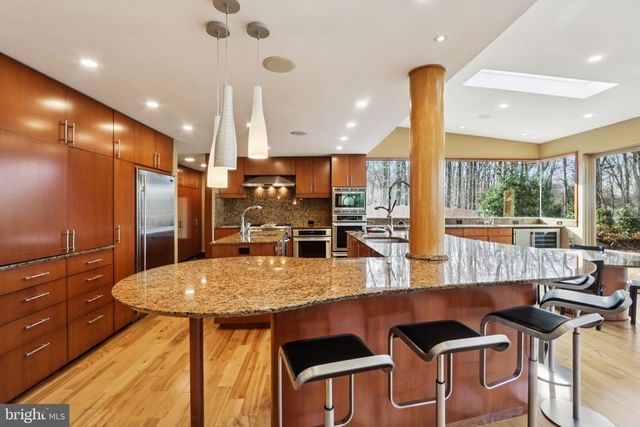 400 HIGHVIEW DR, Wayne, PA 19087