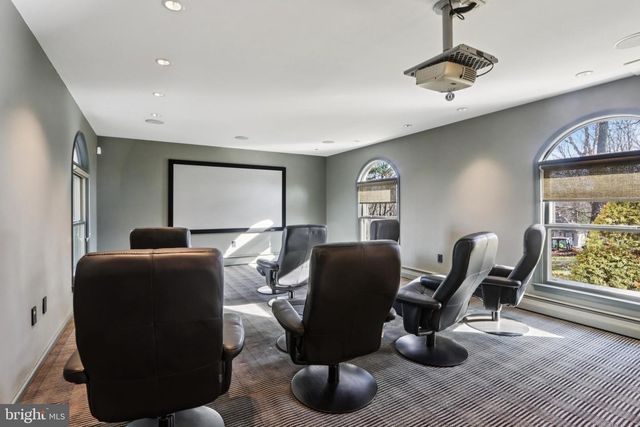 400 HIGHVIEW DR, Wayne, PA 19087