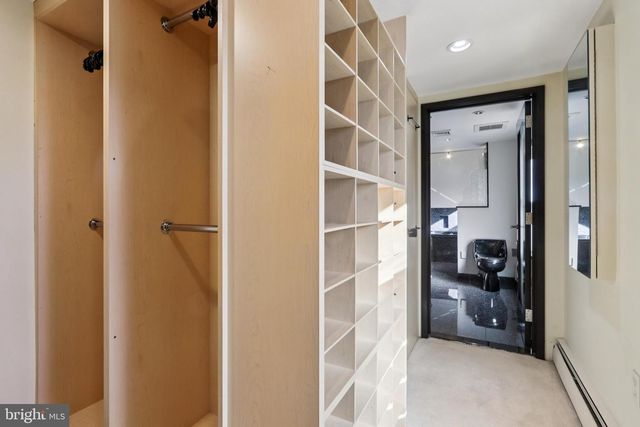 400 HIGHVIEW DR, Wayne, PA 19087