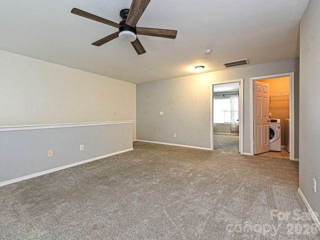 8712 Westhope Street, Charlotte, NC 28216