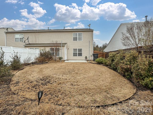 8712 Westhope Street, Charlotte, NC 28216