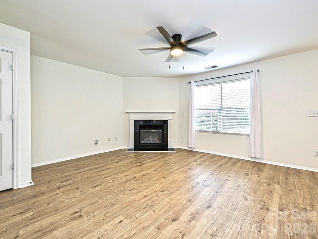 8712 Westhope Street, Charlotte, NC 28216