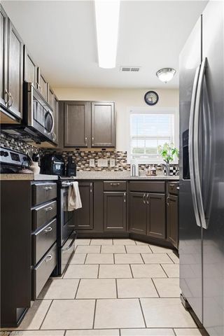 103 Williams Way, Kernersville, NC 27284