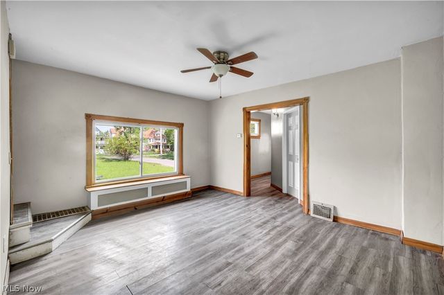 11600 Beulah Avenue, Cleveland, OH 44106