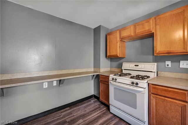 11600 Beulah Avenue, Cleveland, OH 44106