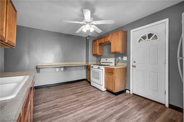 11600 Beulah Avenue, Cleveland, OH 44106