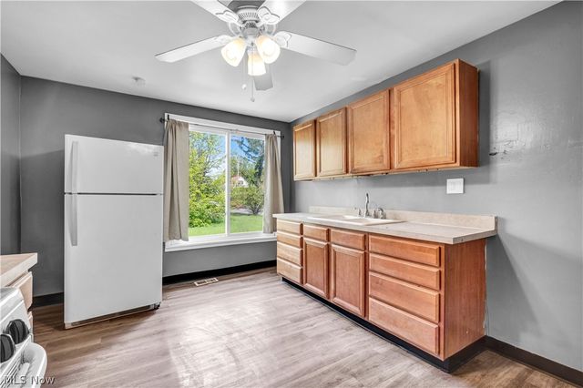 11600 Beulah Avenue, Cleveland, OH 44106