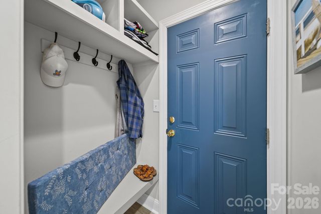 17712 Preston Lake Drive, Cornelius, NC 28031