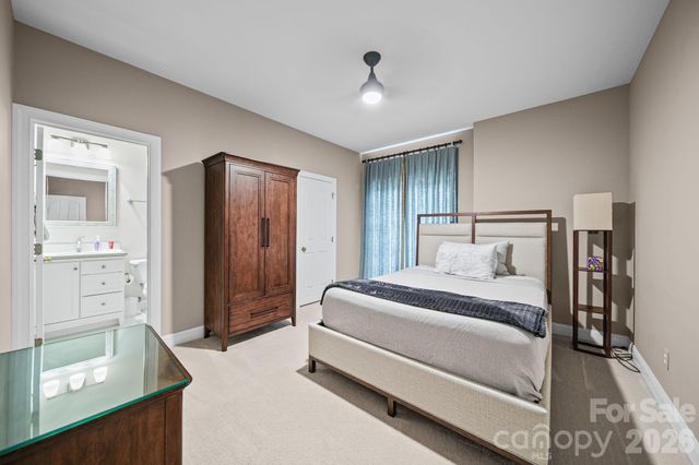 17712 Preston Lake Drive, Cornelius, NC 28031