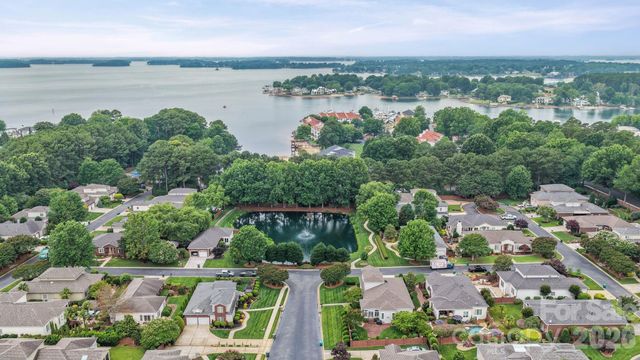 17712 Preston Lake Drive, Cornelius, NC 28031