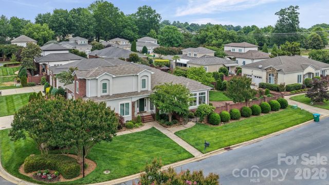 17712 Preston Lake Drive, Cornelius, NC 28031