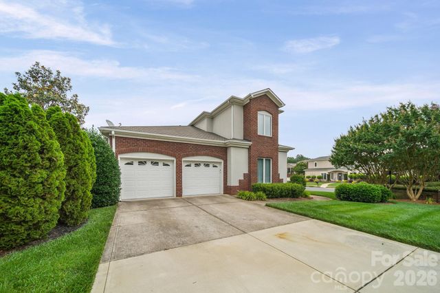 17712 Preston Lake Drive, Cornelius, NC 28031