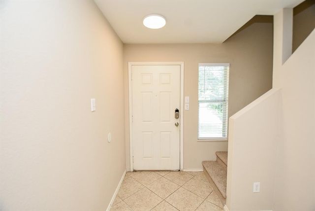815 Darbydale Crossing Lane, Houston, TX 77090