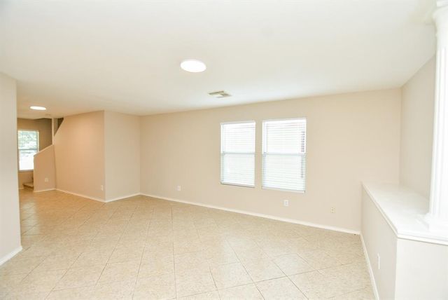 815 Darbydale Crossing Lane, Houston, TX 77090