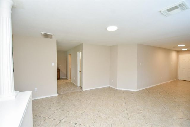815 Darbydale Crossing Lane, Houston, TX 77090
