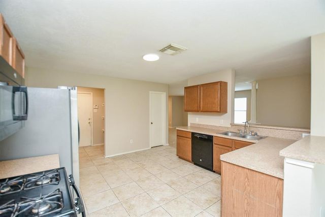 815 Darbydale Crossing Lane, Houston, TX 77090