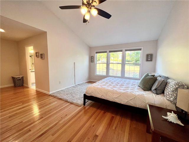 65 Carriage Trail, Newport, RI 02842