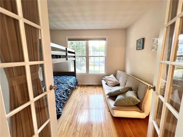 65 Carriage Trail, Newport, RI 02842