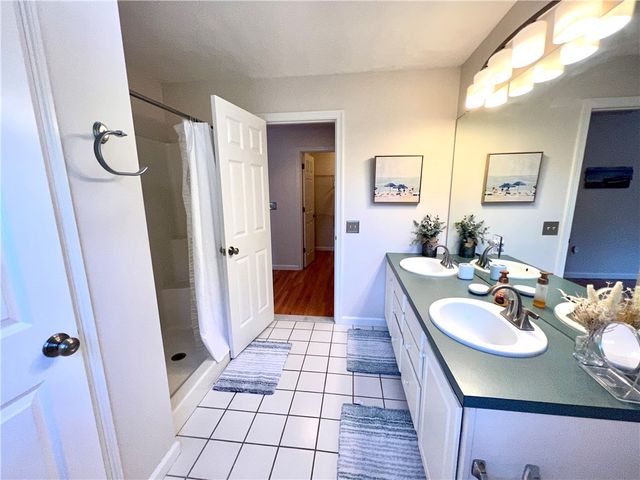 65 Carriage Trail, Newport, RI 02842