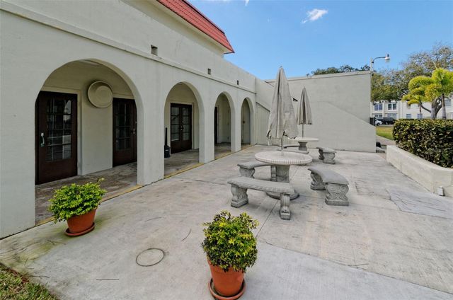 2700 BAYSHORE BOULEVARD 580, Dunedin, FL 34698