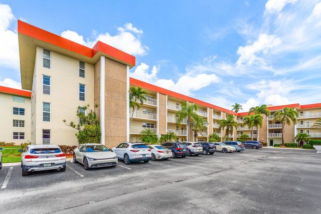 3100 NE 48th Court 415, Lighthouse Point, FL 33064