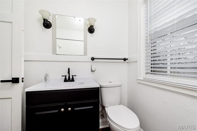 205 Grover Road, St Louis, MO 63125