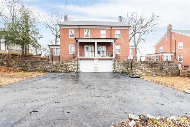 205 Grover Road, St Louis, MO 63125