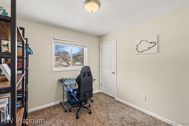 1019 E Windemere Avenue, Royal Oak, MI 48073