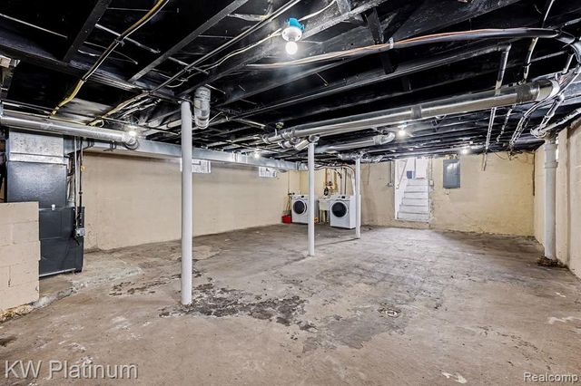 1019 E Windemere Avenue, Royal Oak, MI 48073