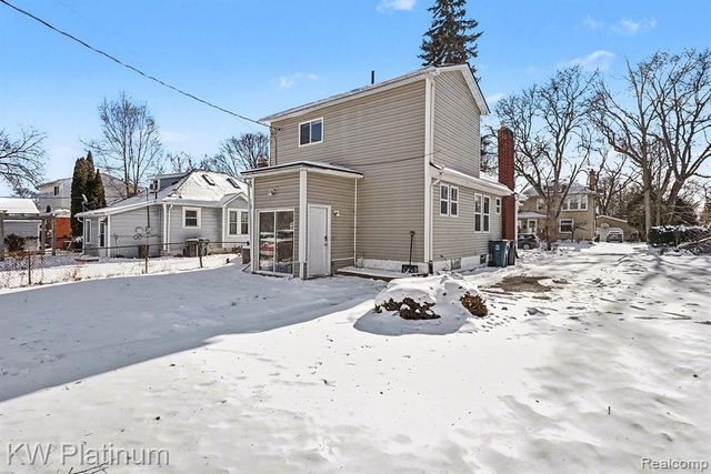 1019 E Windemere Avenue, Royal Oak, MI 48073