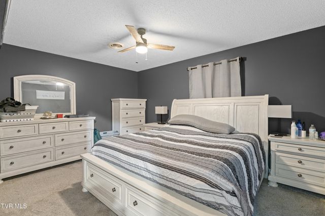 65 Isley Lane, Greeneville, TN 37745