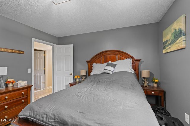 65 Isley Lane, Greeneville, TN 37745