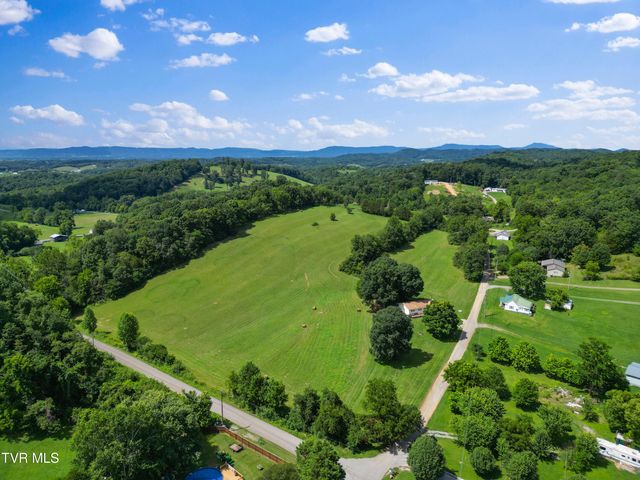 65 Isley Lane, Greeneville, TN 37745