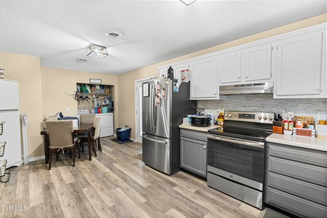 65 Isley Lane, Greeneville, TN 37745