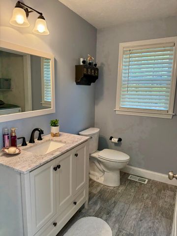 10 Race Lane, Sandwich, MA 02563
