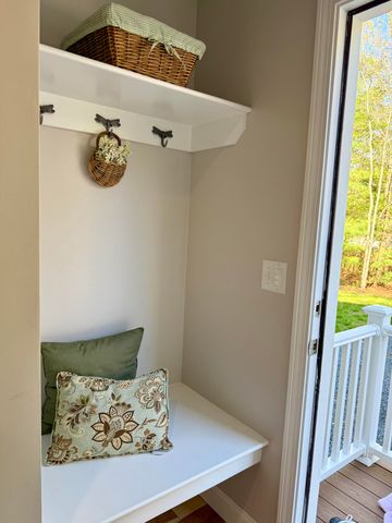 10 Race Lane, Sandwich, MA 02563